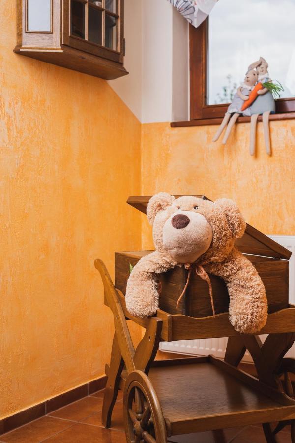 Mis Pokoje Goscinne Bukowina Tatrzanska Bagian luar foto